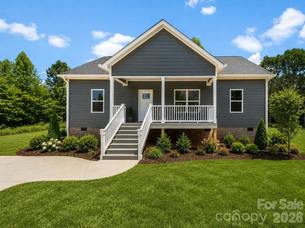 105 Darvee Road Blacksburg, SC 29702