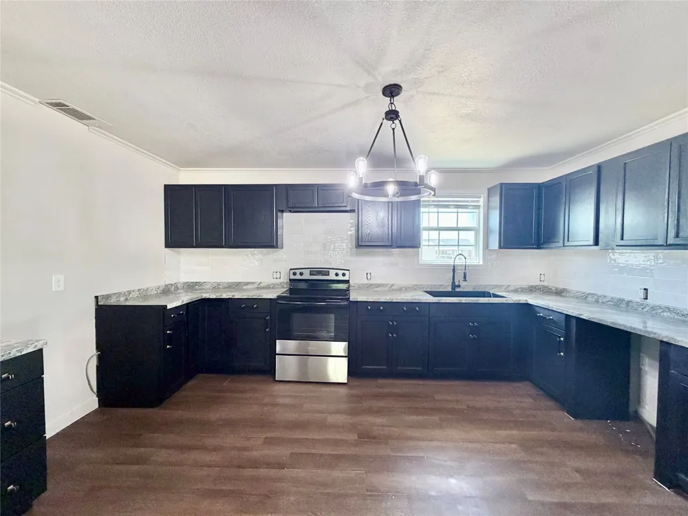 1220 Avenue G Hawley, TX 79525
