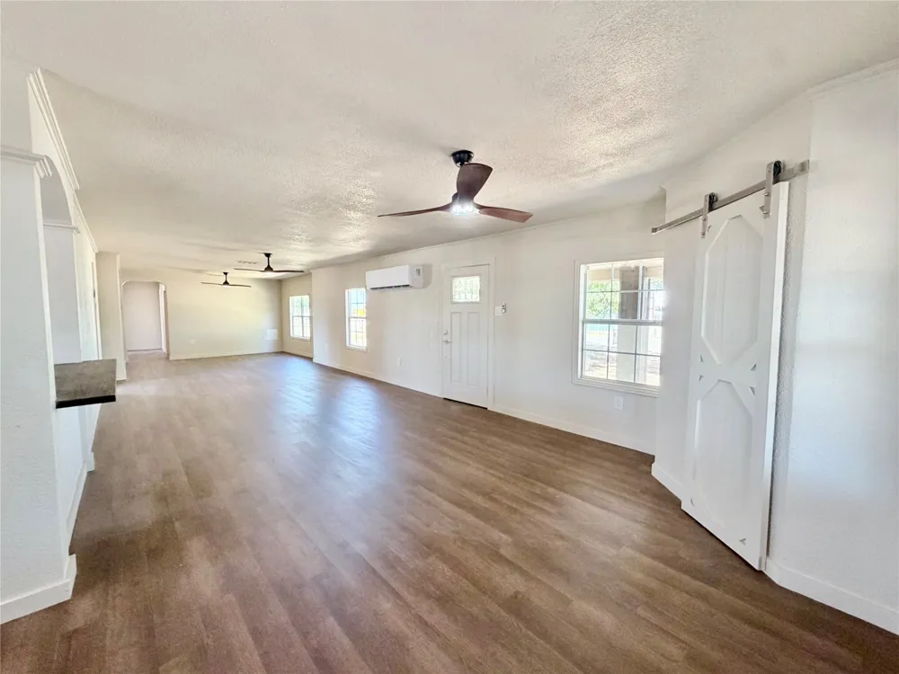 1220 Avenue G Hawley, TX 79525
