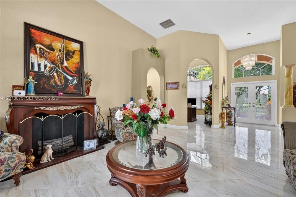 13845 NW 20th St Pembroke Pines, FL 33028