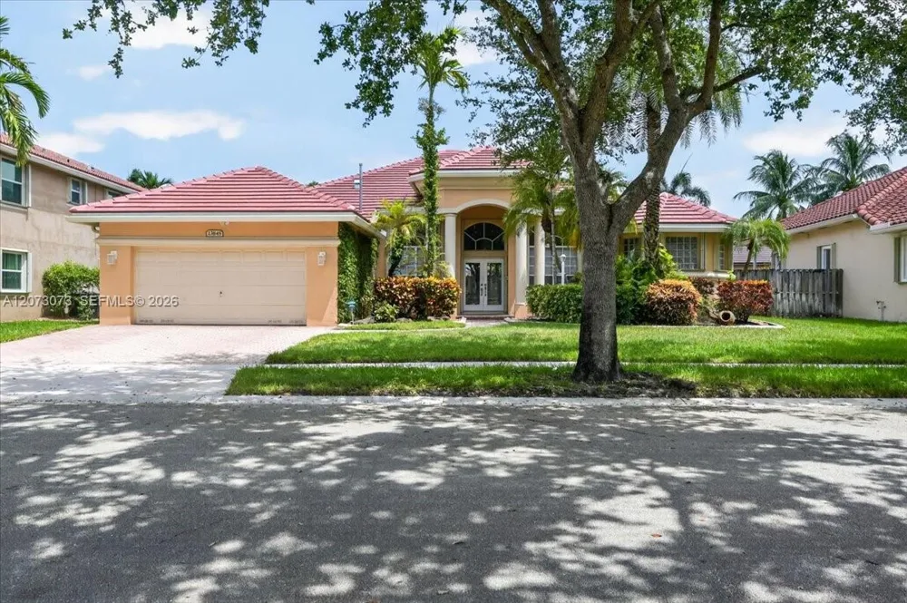 13845 NW 20th St Pembroke Pines, FL 33028