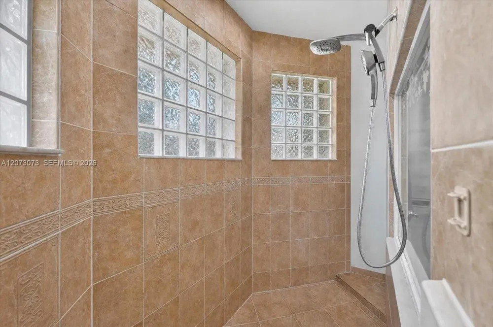 13845 NW 20th St Pembroke Pines, FL 33028