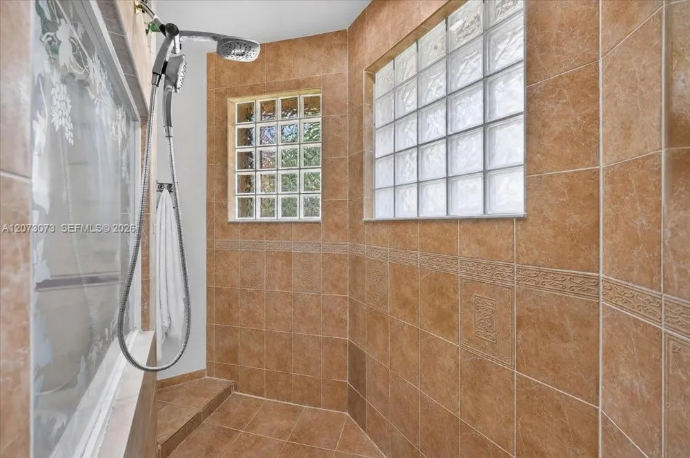 13845 NW 20th St Pembroke Pines, FL 33028