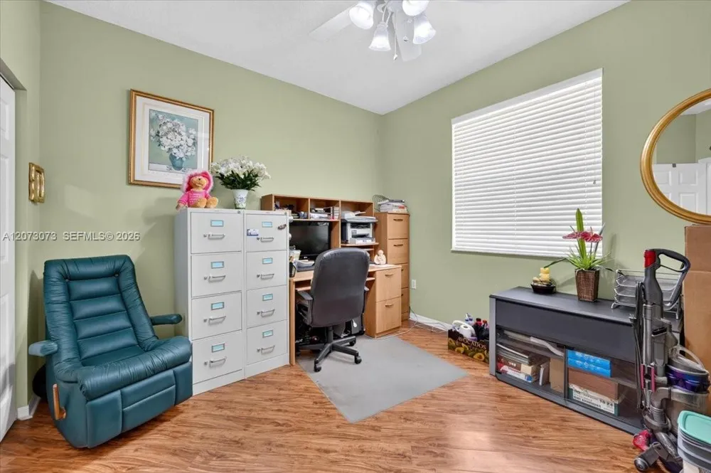 13845 NW 20th St Pembroke Pines, FL 33028