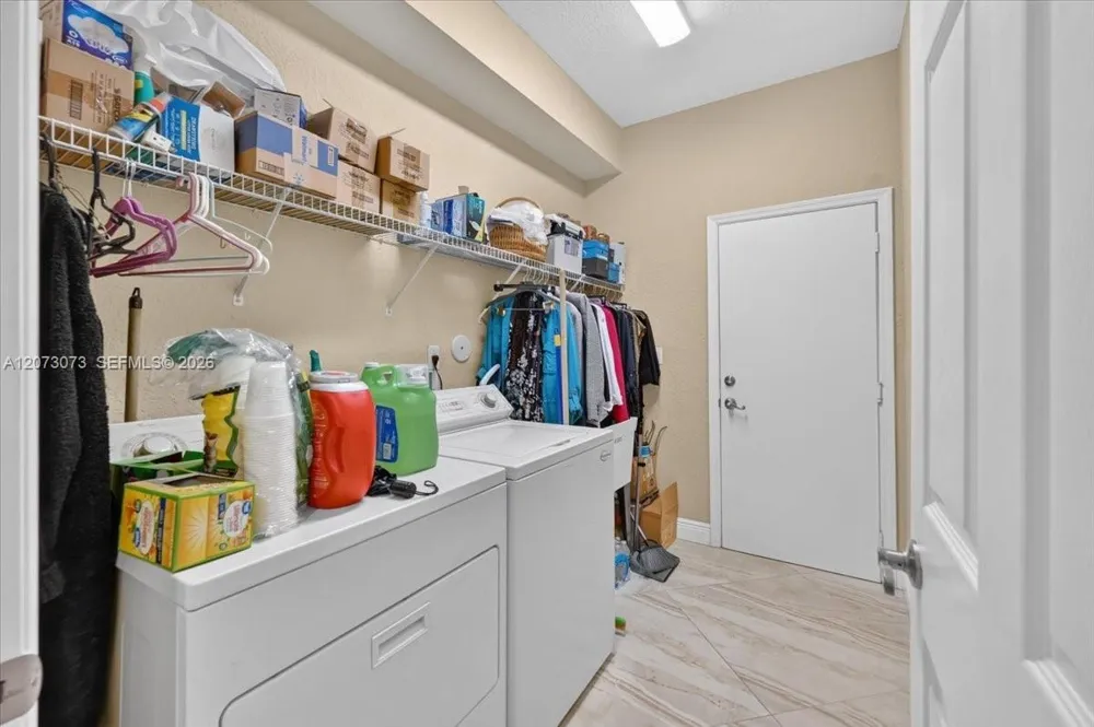 13845 NW 20th St Pembroke Pines, FL 33028