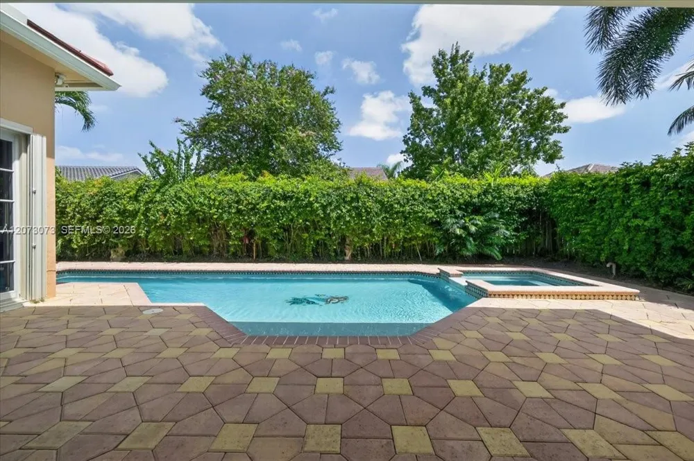 13845 NW 20th St Pembroke Pines, FL 33028