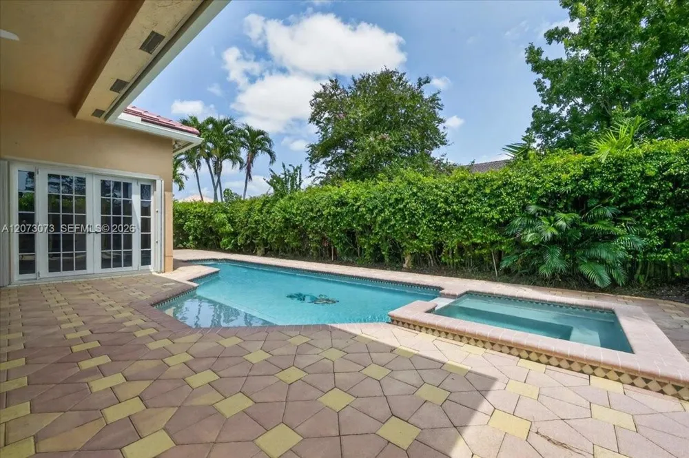 13845 NW 20th St Pembroke Pines, FL 33028