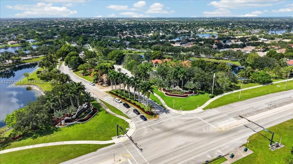 13845 NW 20th St Pembroke Pines, FL 33028