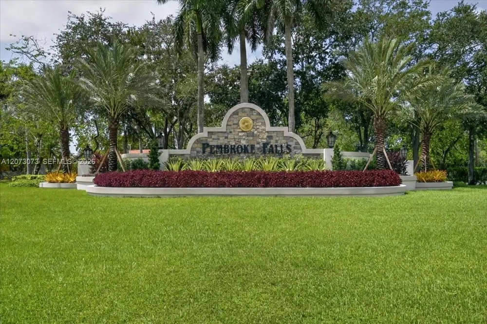 13845 NW 20th St Pembroke Pines, FL 33028