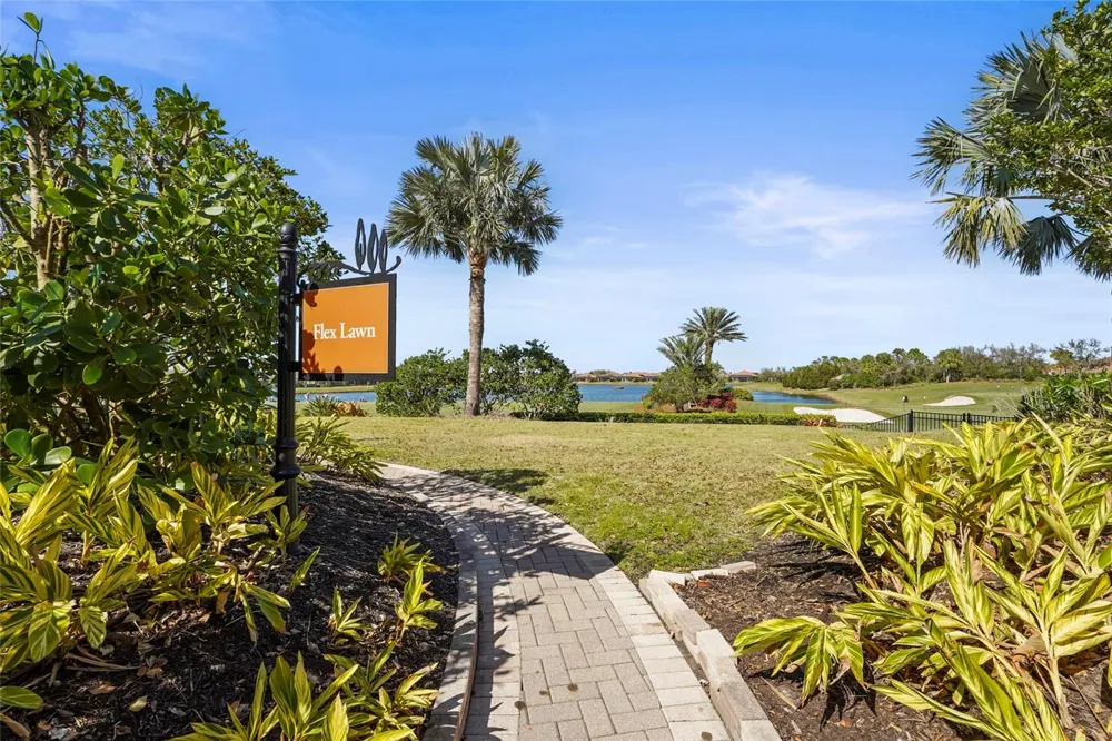 13223 PALERMO DRIVE Bradenton, FL 34211