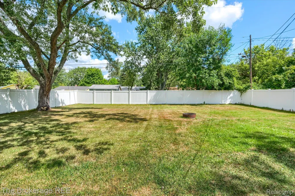 6117 Westdale Drive Grand Blanc Charter Township, MI 48439