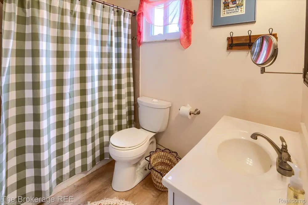 6117 Westdale Drive Grand Blanc Charter Township, MI 48439