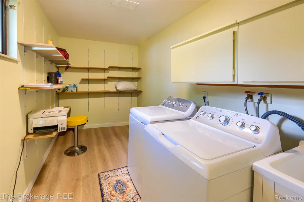 6117 Westdale Drive Grand Blanc Charter Township, MI 48439
