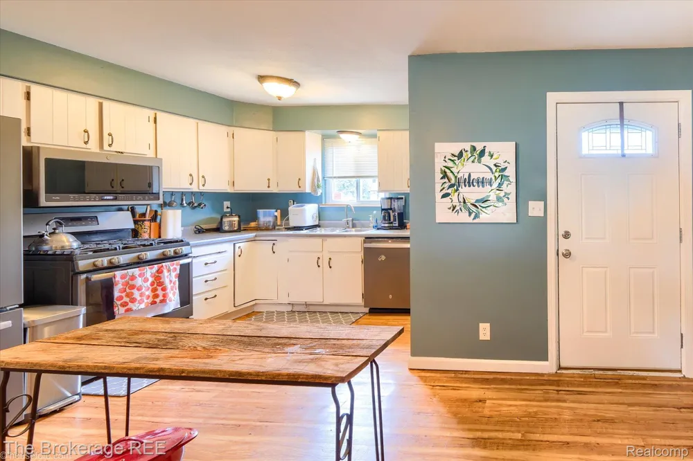 6117 Westdale Drive Grand Blanc Charter Township, MI 48439