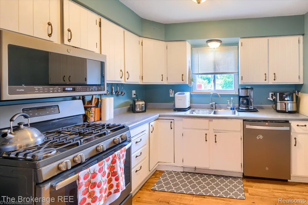 6117 Westdale Drive Grand Blanc Charter Township, MI 48439