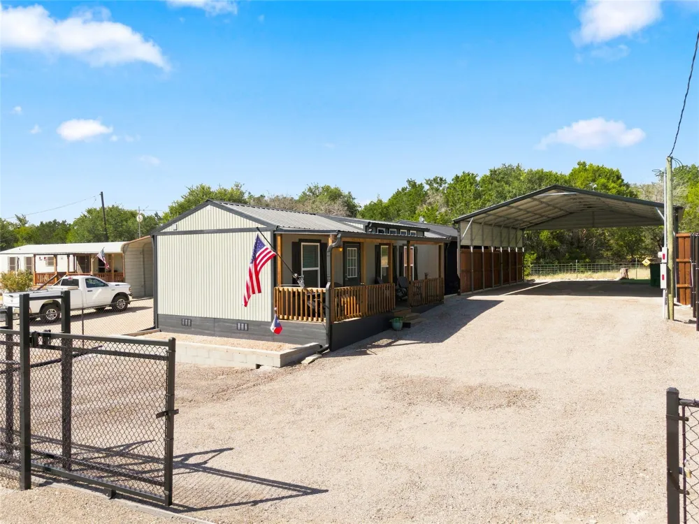 427 County Road 1743 Clifton, TX 76634