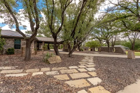 712 Squaw Creek Road