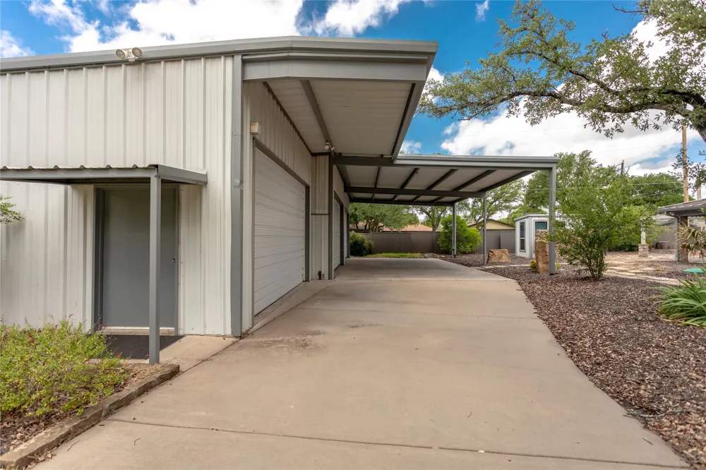 712 Squaw Creek Road Willow Park, TX 76087