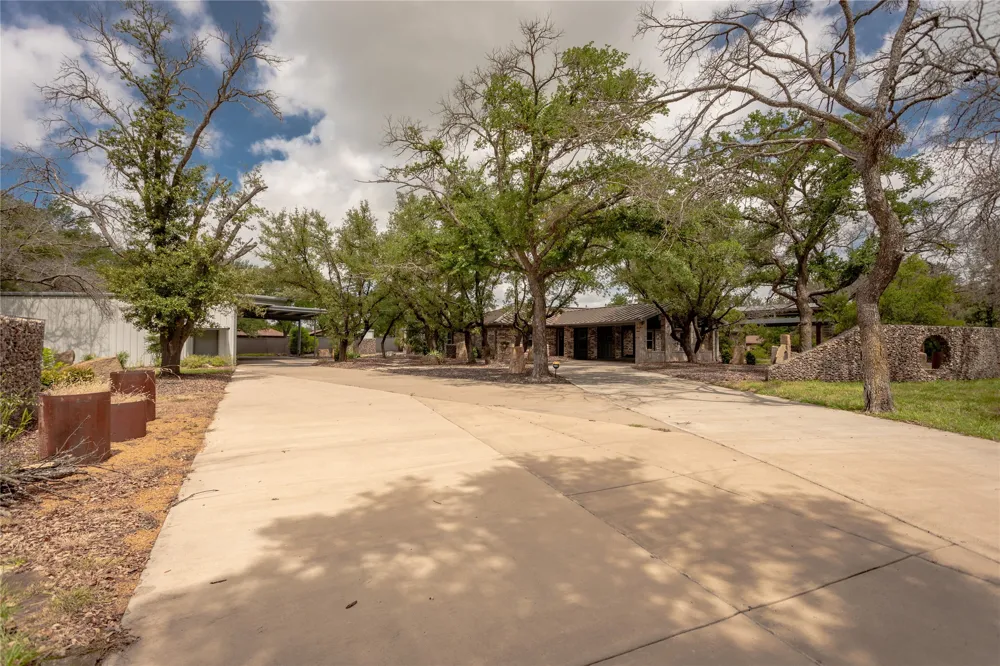 712 Squaw Creek Road Willow Park, TX 76087