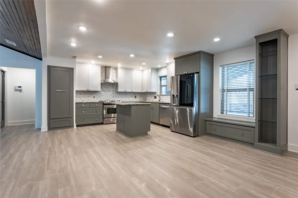 712 Squaw Creek Road Willow Park, TX 76087