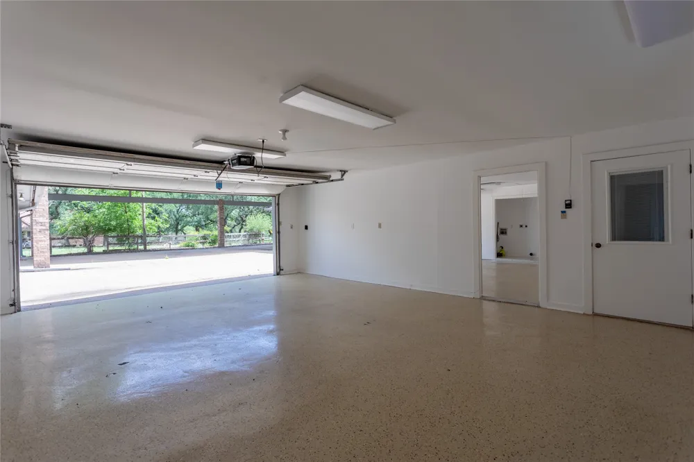 712 Squaw Creek Road Willow Park, TX 76087