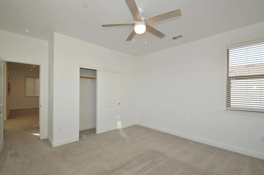 3412 W Venice Visalia, CA 93277