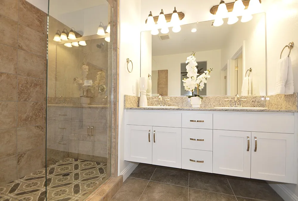 3412 W Venice Visalia, CA 93277
