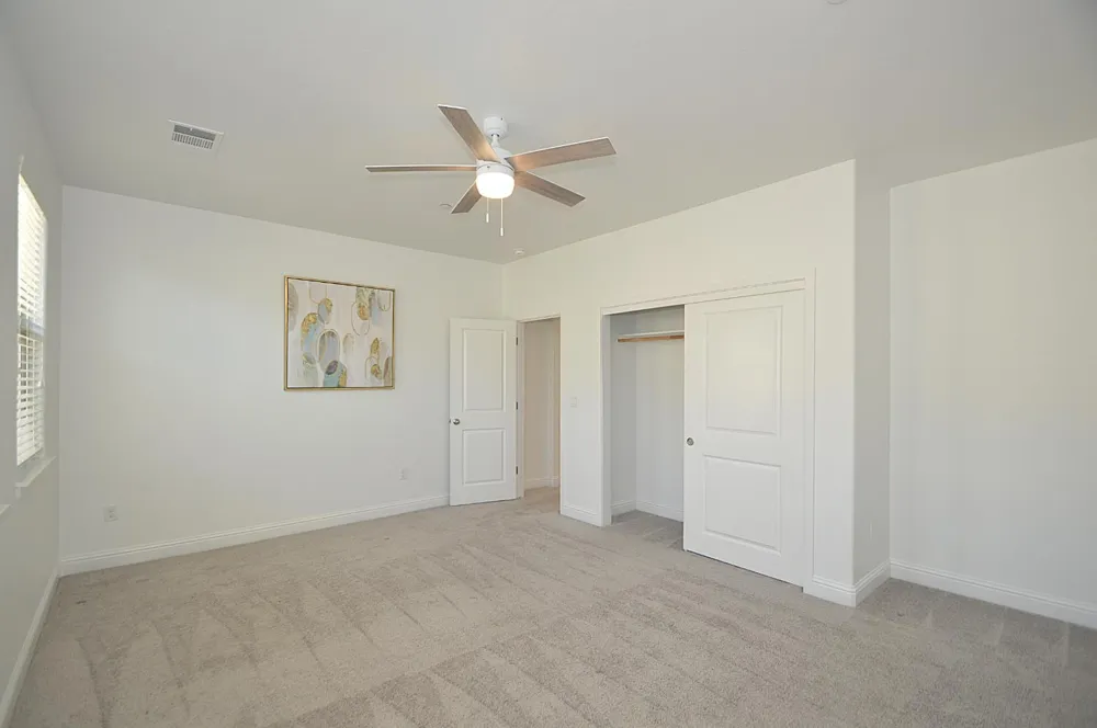 3412 W Venice Visalia, CA 93277