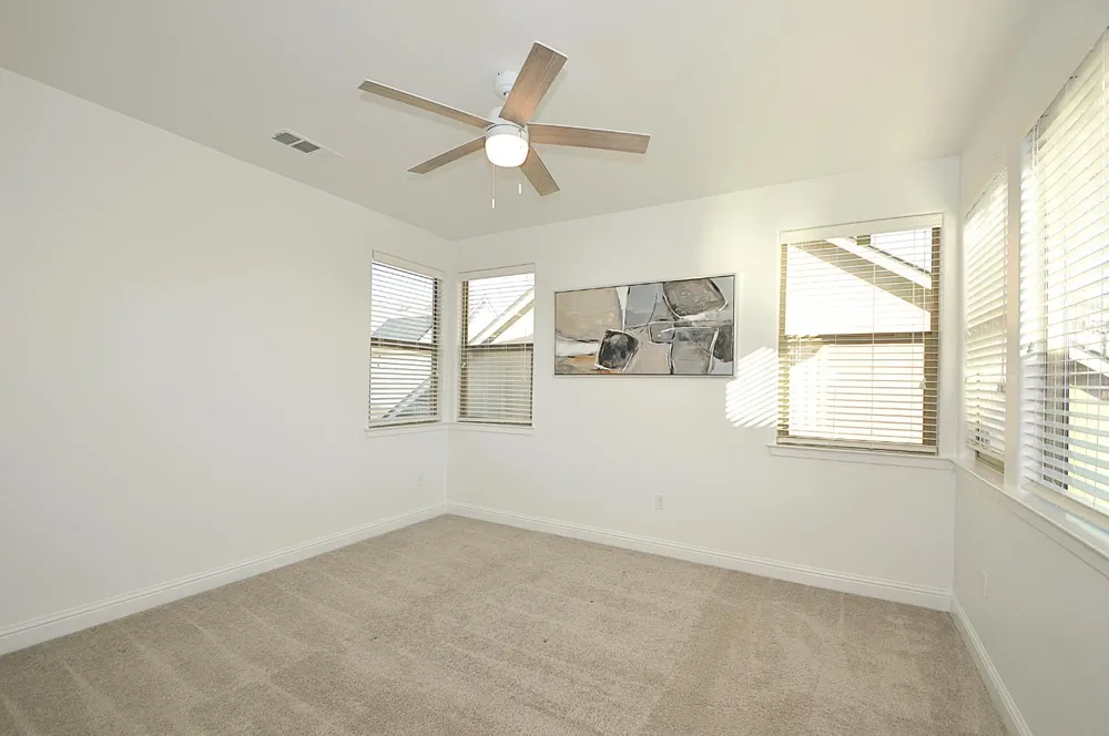 3412 W Venice Visalia, CA 93277
