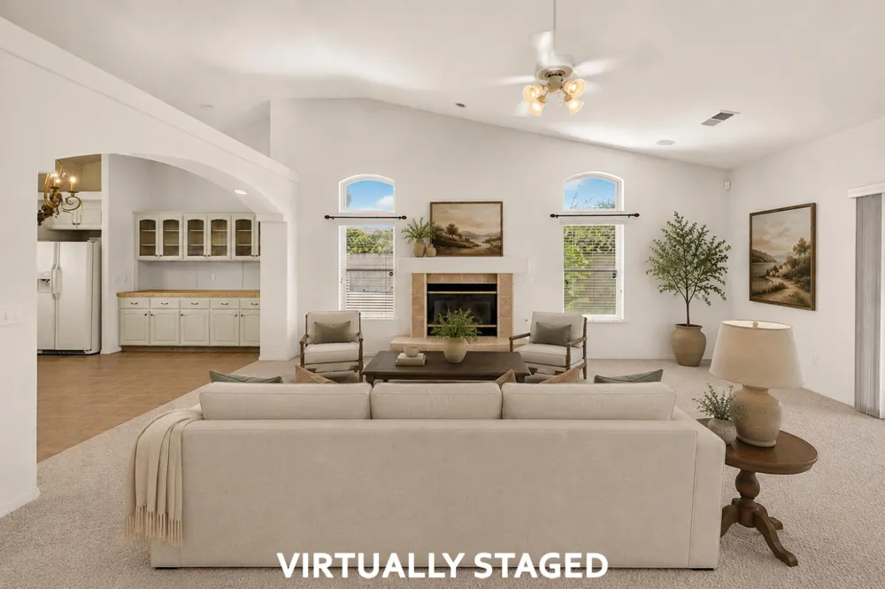 3077 Express Court Madera, CA 93637