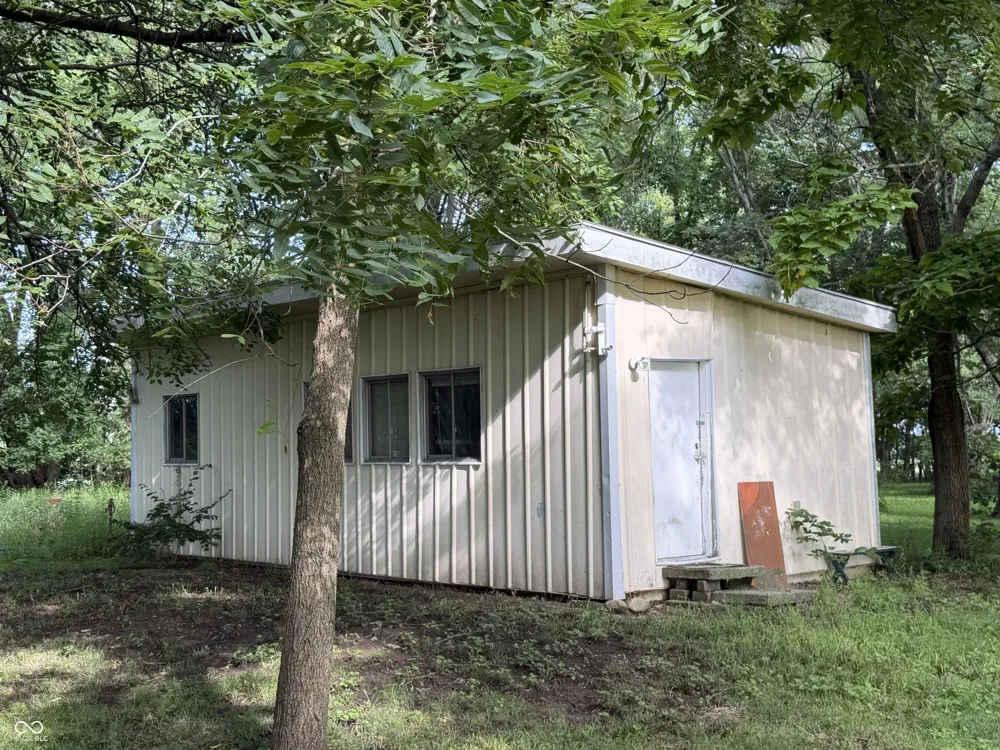 12289 W 250 ROAD Delphi, IN 46923