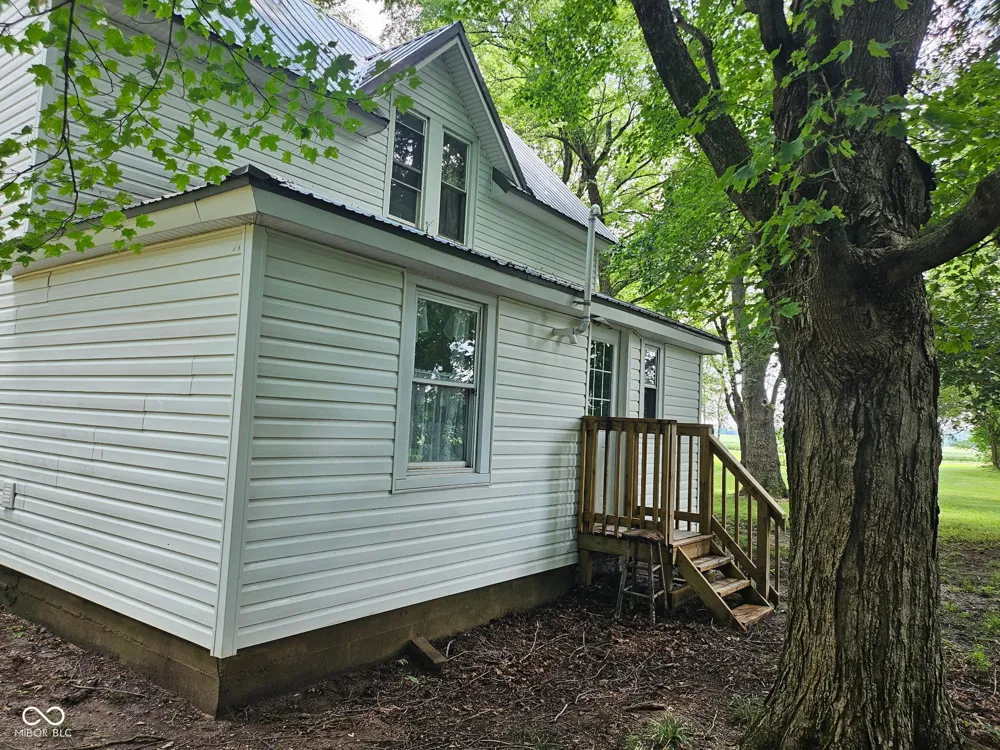 12289 W 250 ROAD Delphi, IN 46923