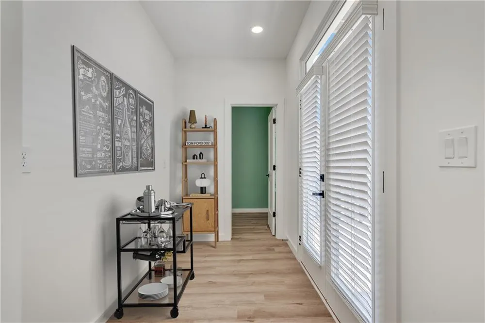 1072 Brookglynn Trace Decatur, GA 30032