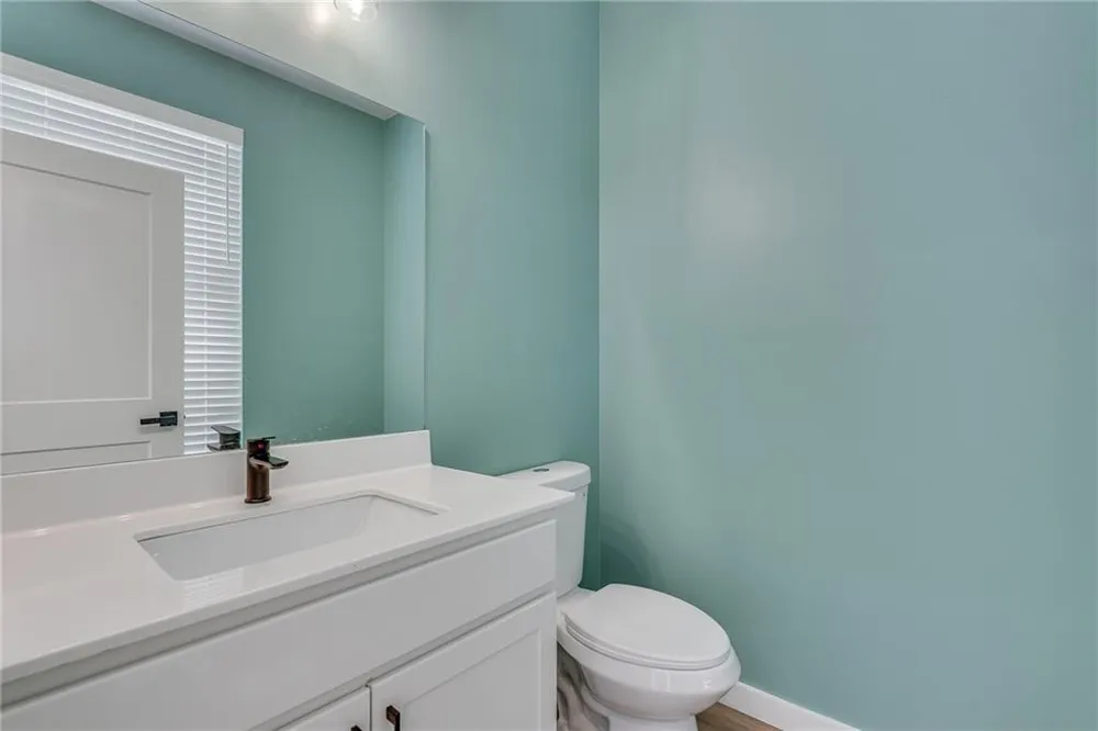 1072 Brookglynn Trace Decatur, GA 30032