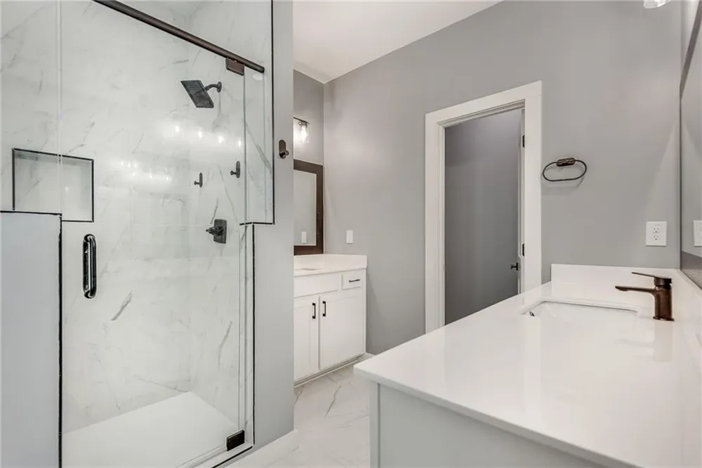 1072 Brookglynn Trace Decatur, GA 30032