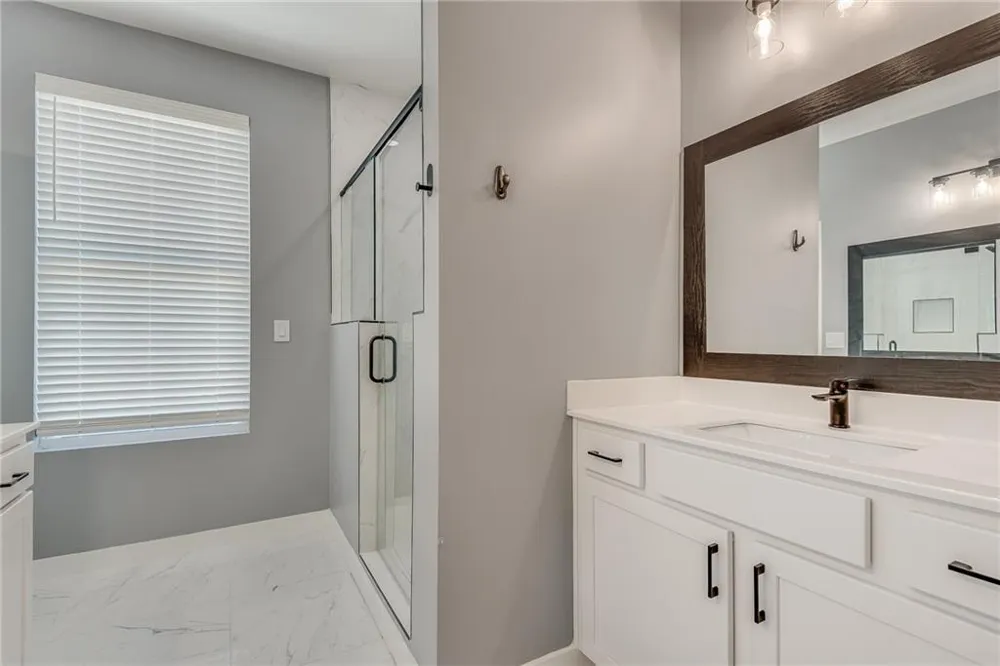 1072 Brookglynn Trace Decatur, GA 30032