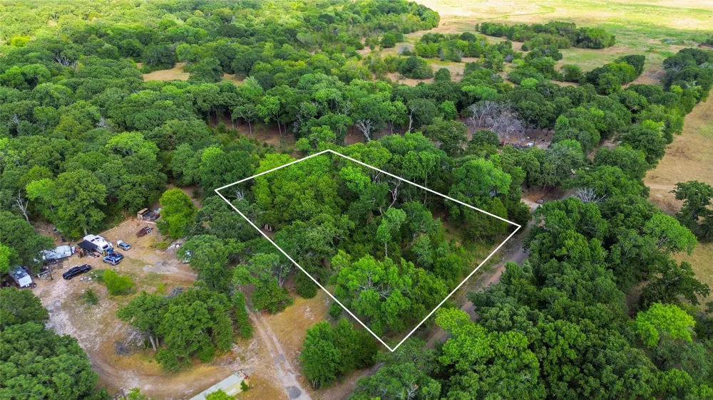 18087 County Road 337 Quinlan, TX 75474