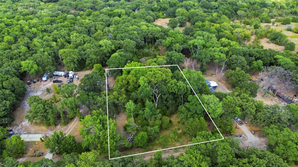 18087 County Road 337 Quinlan, TX 75474