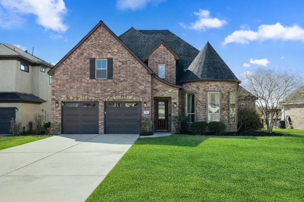116 Waterstone Drive Montgomery, TX 77356
