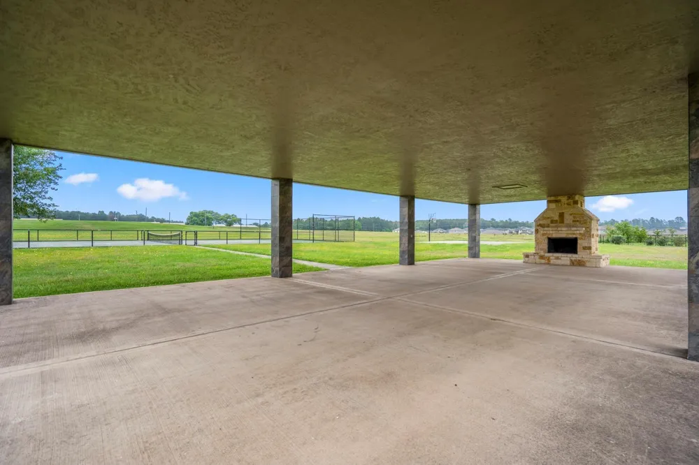 116 Waterstone Drive Montgomery, TX 77356