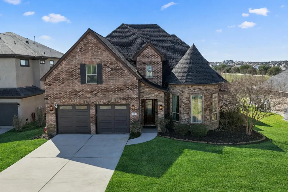 116 Waterstone Drive Montgomery, TX 77356