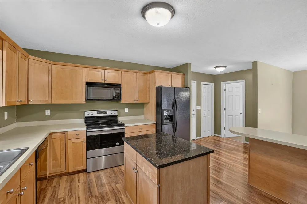 5677 Cartago Drive Lansing, MI 48911
