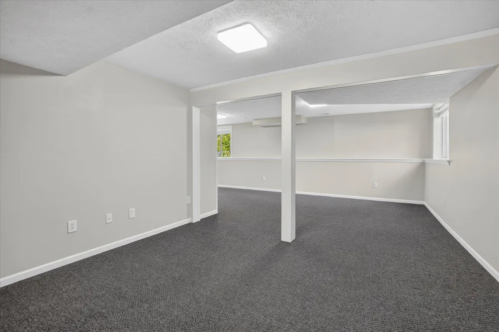 5677 Cartago Drive Lansing, MI 48911
