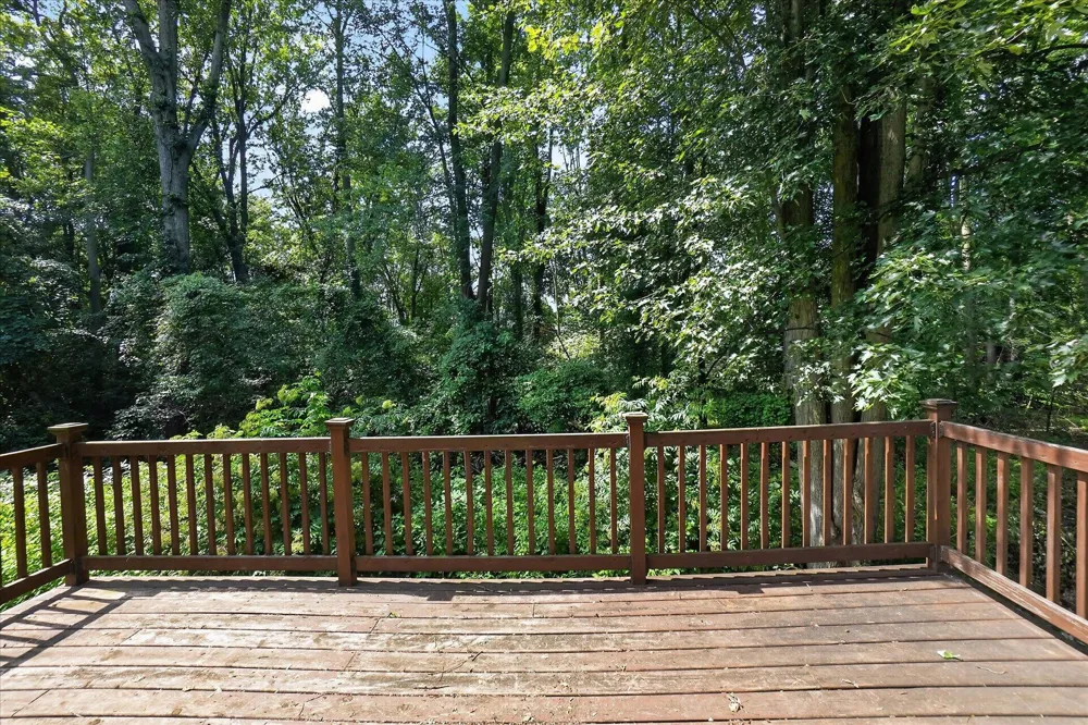 5677 Cartago Drive Lansing, MI 48911