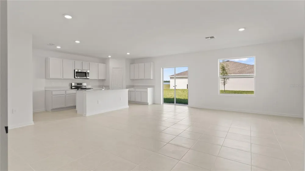 2465 HALLOW GARDEN ROAD Eustis, FL 32726