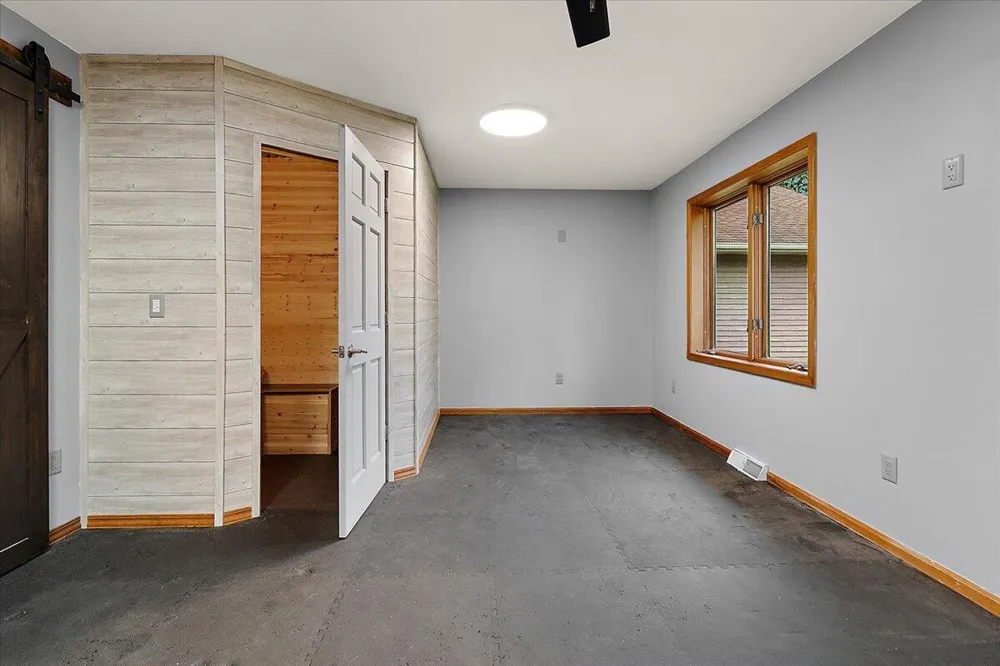 805 W Moore Road Ashland Township, MI 49327