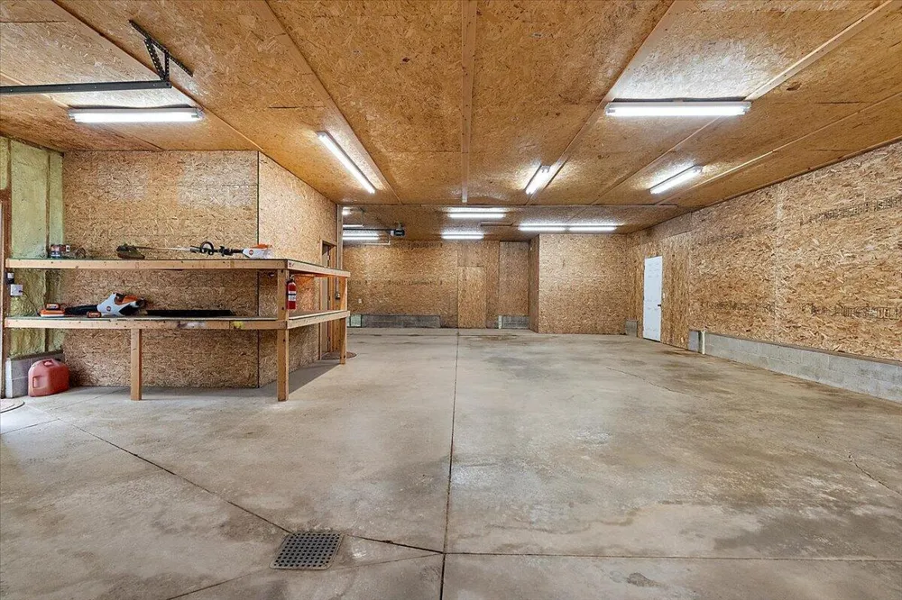 805 W Moore Road Ashland Township, MI 49327
