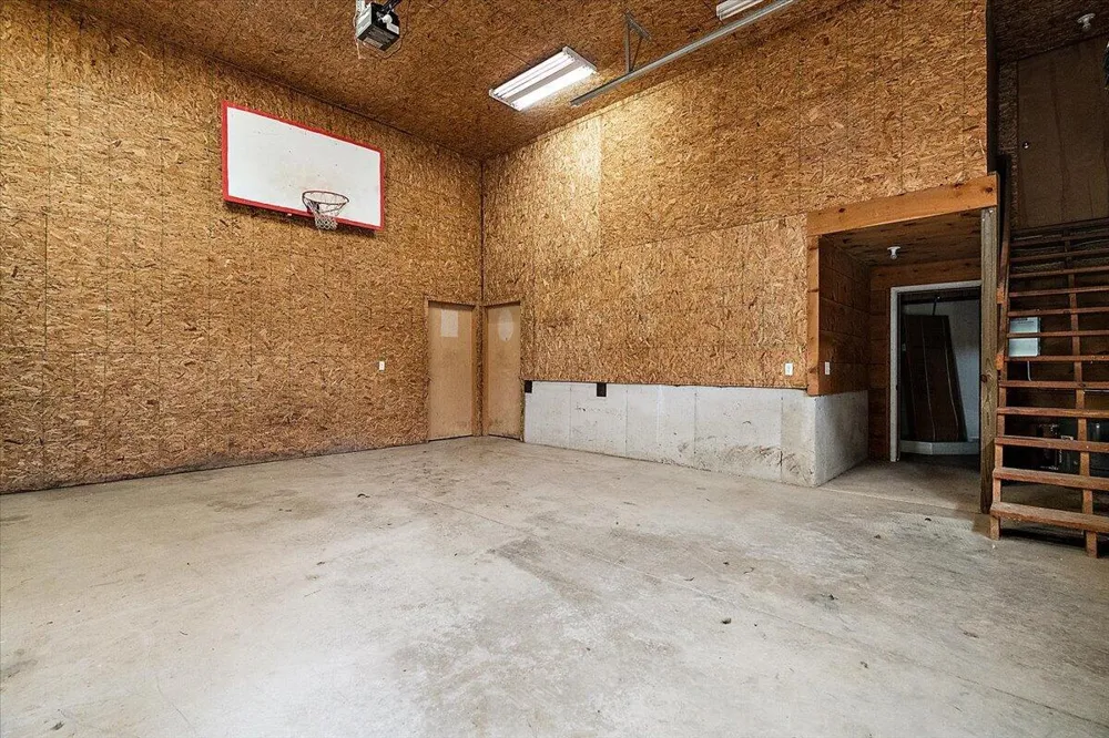 805 W Moore Road Ashland Township, MI 49327