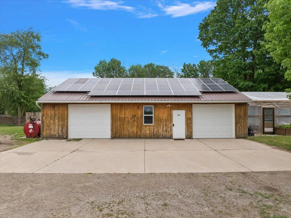 805 W Moore Road Ashland Township, MI 49327