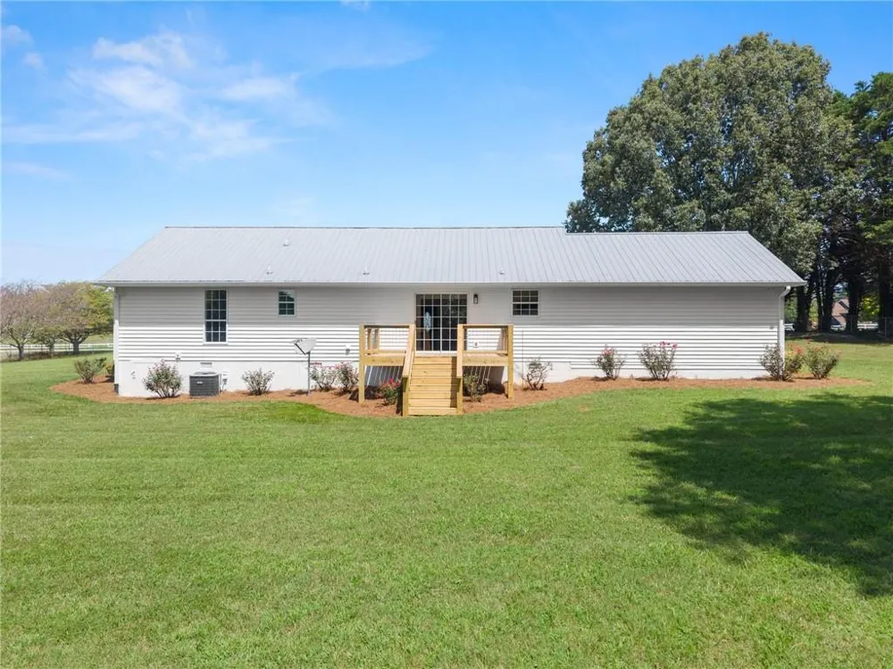 5820 Steve Black Road Clermont, GA 30527